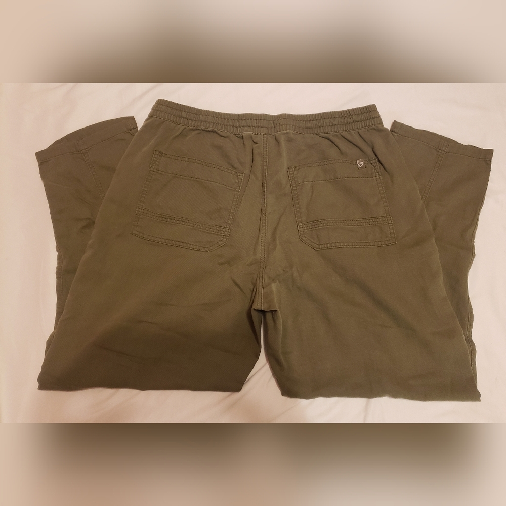 Supplies Women's Olive Cargo Pants - Picture 3 of 4